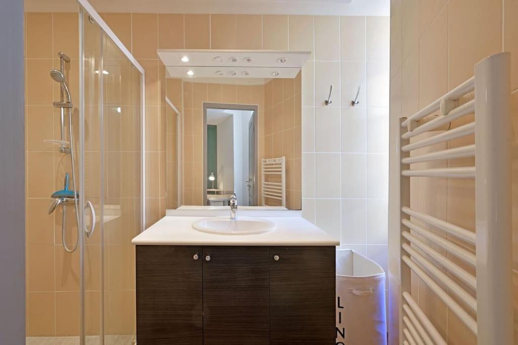Pops Flat - Parking Prive Gratuit - Wi-Fi - Ac Clim Apartamento Avinhão Exterior foto